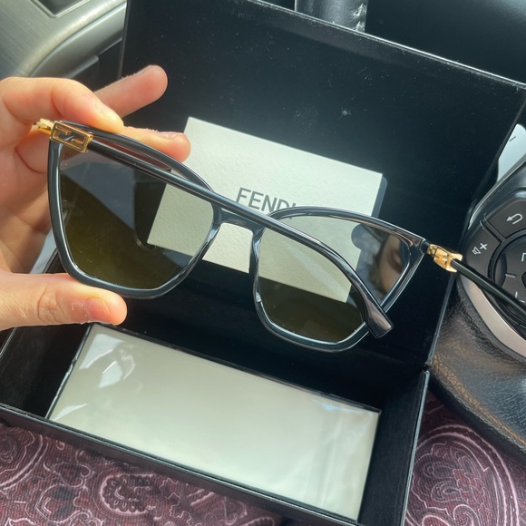 I have a lot and I need money for my school. - Picture 1 of 8